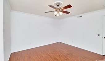 974 Claytonbrook Dr 1A, Ballwin, MO 63011