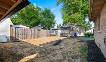 1074 6TH St, Green Bay, WI 54304
