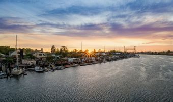 3127 MARINA Dr, Alameda, CA 94501