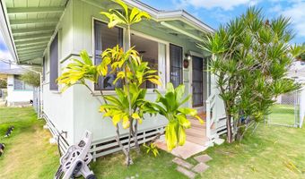 691 Kihapai St B, Kailua, HI 96734
