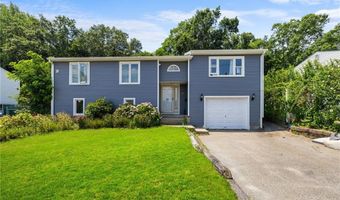 26 Rachela St, Johnston, RI 02919