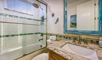 313 HAMMOCK Cir, Anna Maria, FL 34216