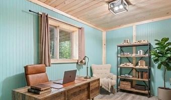 47 Chase Rd, Baileyville, ME 04694