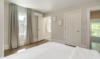 163 Garden Rd, Columbus, OH 43214