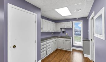 1918 Bethel Rd, Columbus, OH 43220