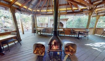 15303 Midland Trl, Ansted, WV 25812