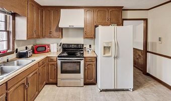 1211 Canterbury Trl, Asheboro, NC 27205