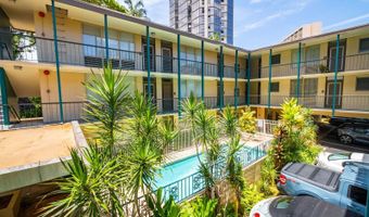 929 Ahana St 201, Honolulu, HI 96814