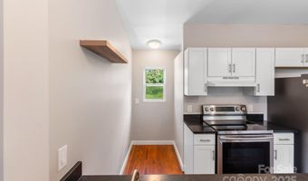 14 Annie St, Asheville, NC 28806