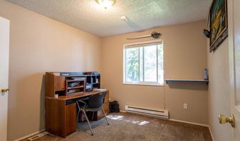 621 Lakeside Dr, Blackfoot, ID 83221