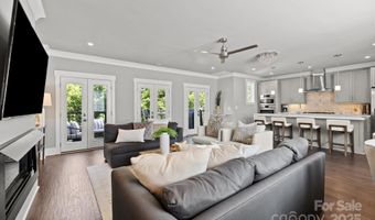 7919 Rea View Ct, Charlotte, NC 28226