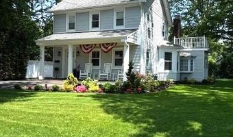 176 Richmond Ave, Amityville, NY 11701
