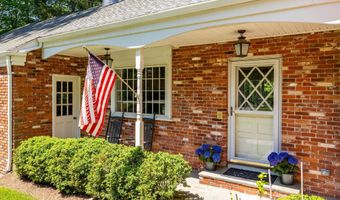 60 Old Wood Rd, Avon, CT 06001