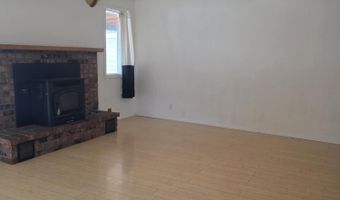 140 Aurora St, Hawthorne, NV 89415
