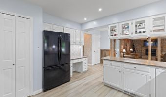 1113 Glendale Ave, Adrian, MI 49221