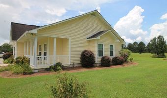 330 Plantation Dr, Alma, GA 31510