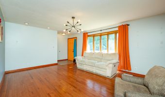 237 Todd Cir, Ames, IA 50014