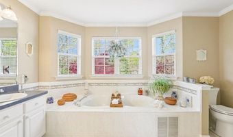21 ORCHID Ln, Barnegat, NJ 08005