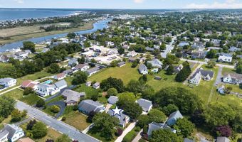 13 HARBORVIEW Rd, Lewes, DE 19958