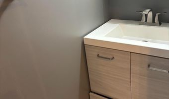 43725 BANSHEE HEIGHTS Ter, Ashburn, VA 20148