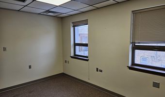 13 SE 2nd Ave, Aberdeen, SD 57401