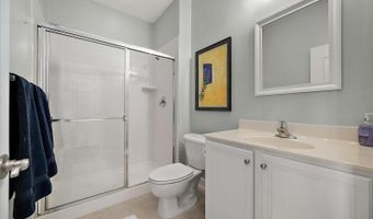 10900 HOLYSTONE Ln 503, Berlin, MD 21811