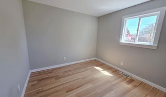 211 Jolley Ave, Douglas, WY 82633