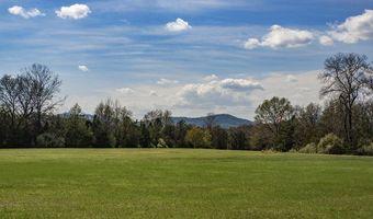 273 AIRSPORTS Dr, Amherst, VA 24521