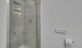11 Watch Hill Cir 11, Cromwell, CT 06416