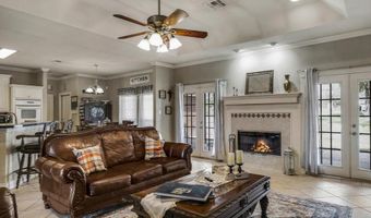 1007 BLUEBONNET Ln, Adkins, TX 78101