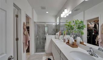 6104 COLMAR Pl, Apollo Beach, FL 33572
