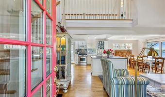 74 Acre Ave, Barrington, RI 02806
