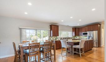 3196 Crystal Ct, Escondido, CA 92025