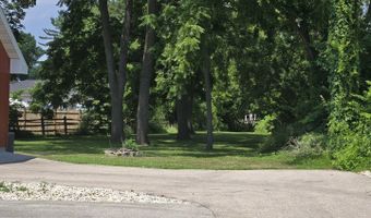 341 Harden St 2, Antioch, IL 60002