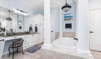 2182 Seippel, Asbury, IA 52002