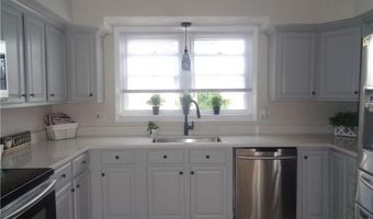 176 Vernon St, Warwick, RI 02889