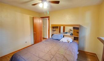 941 Douglas St, Alton, IL 62002