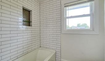 222 Northgate Cir, Boiling Springs, SC 29316