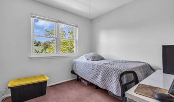 2 Lee Ct, Barnegat, NJ 08005