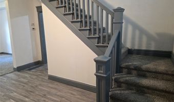 1535 E 13th St, Des Moines, IA 50316