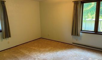 206 S MAIN St, Albion, PA 16401