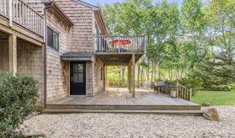268 Fresh Pond Rd, Amagansett, NY 11930