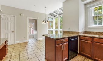 9700 WHITLEY PARK Pl #TH-19, Bethesda, MD 20814