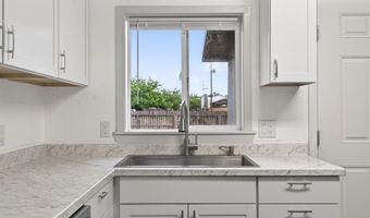 2896 East St, Anderson, CA 96007