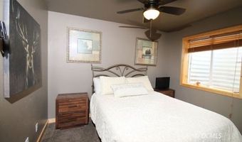 2755 N Dead Horse Lp, Alton, UT 84710