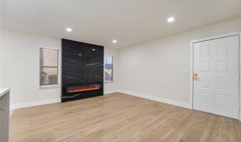 5064 Spencer St A, Las Vegas, NV 89119
