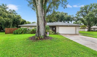 204 ESSARY St N, Auburndale, FL 33823