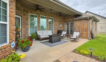 330 Parkhill Ln, Bartlesville, OK 74006
