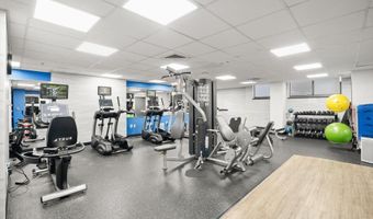 7111 WOODMONT Ave 402, Bethesda, MD 20815