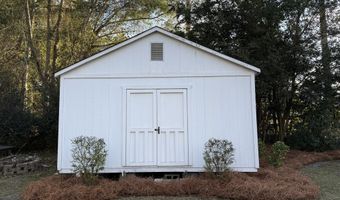 646 McLendon St, Ashburn, GA 31714